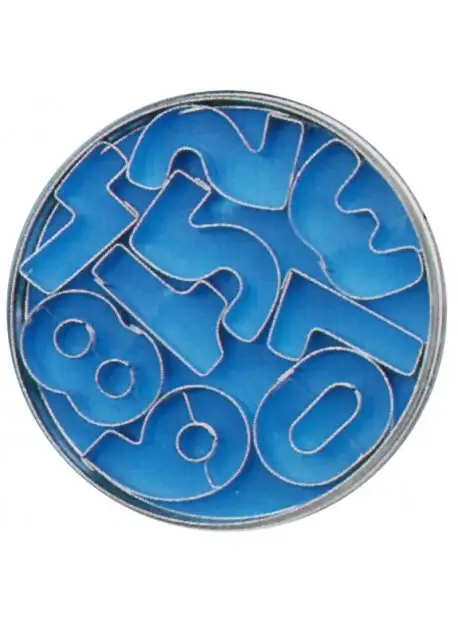 set-d-emporte-pieces-chiffres-en-fer-blanc-1