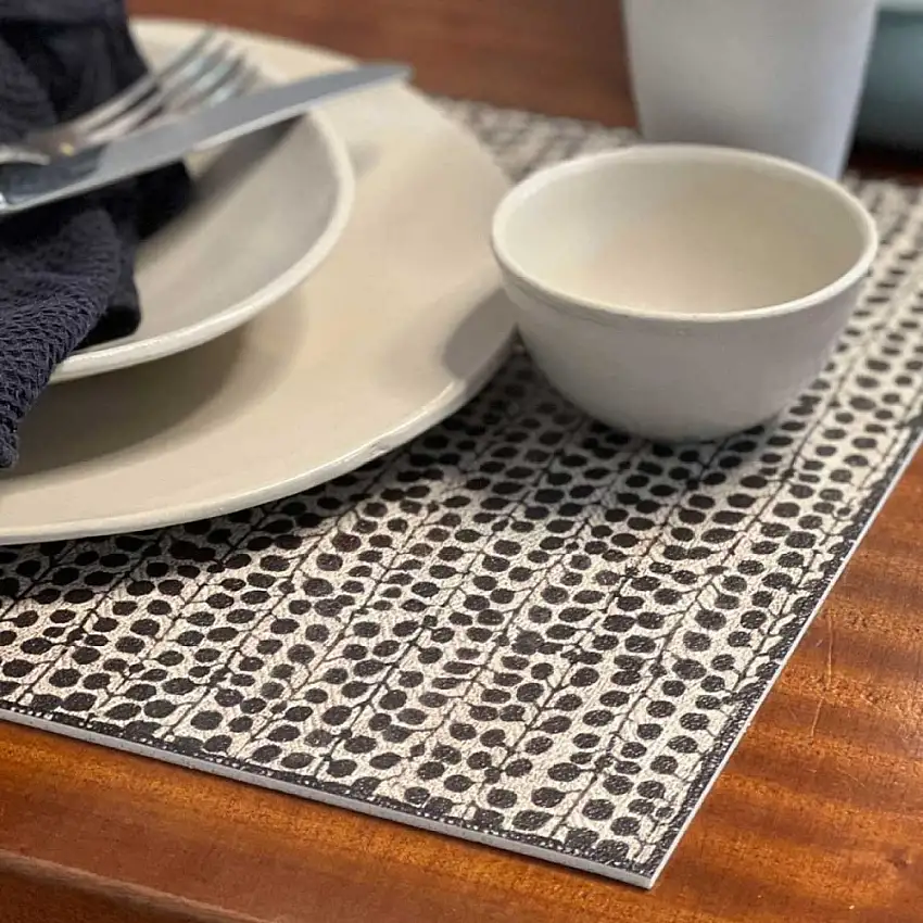 set-de-table-beija-flor-poppy-noir-1