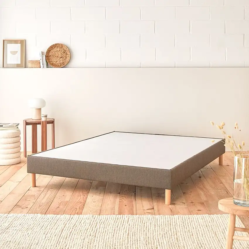 sommier-tapissier-a-lattes-deco-1