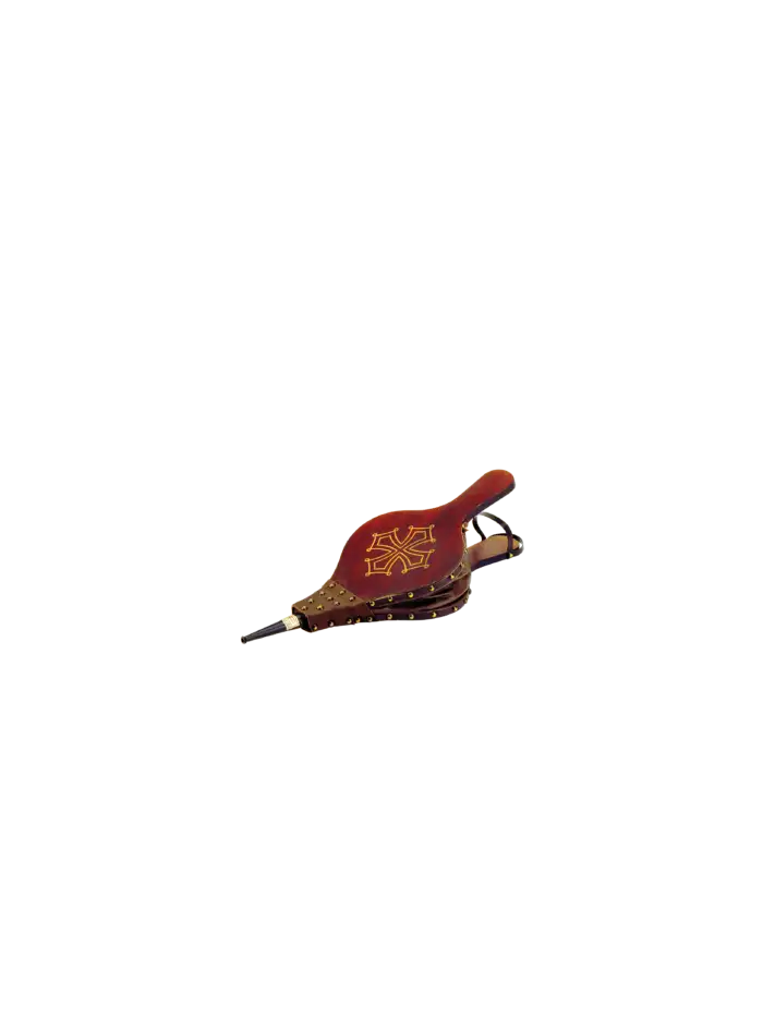 soufflet-origine-croix-occitane-teinte-verni-cuir-chataigne-dixneuf-1