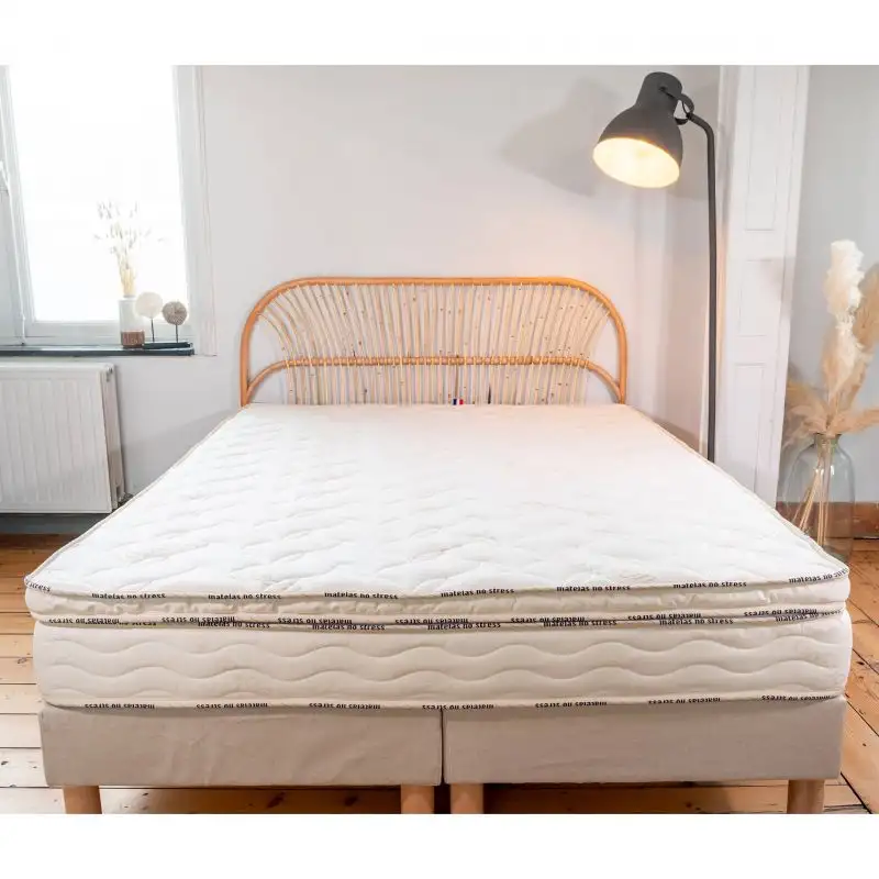 surmatelas-140x190-latex-naturel-haut-de-gamme-1