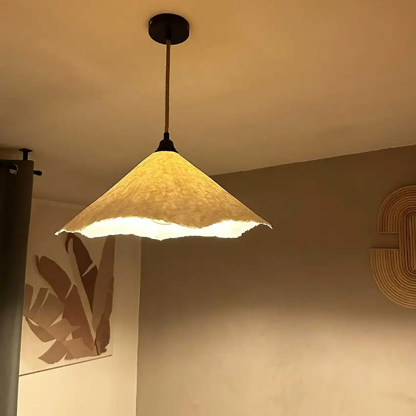 suspension-louise-conique-en-papier-mache-blanc-1