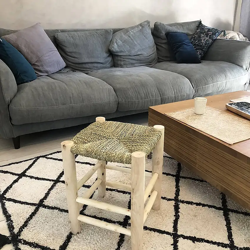tabouret-marocain-taille-l-en-bois-et-paille-1