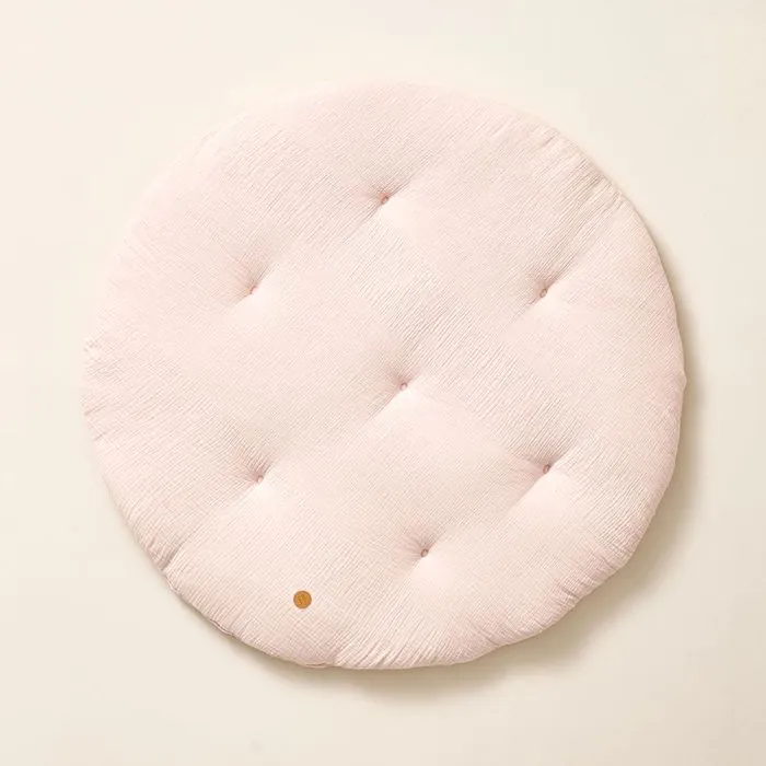tapis-de-jeu-rond-mousseline-rose-petite-amelie-1